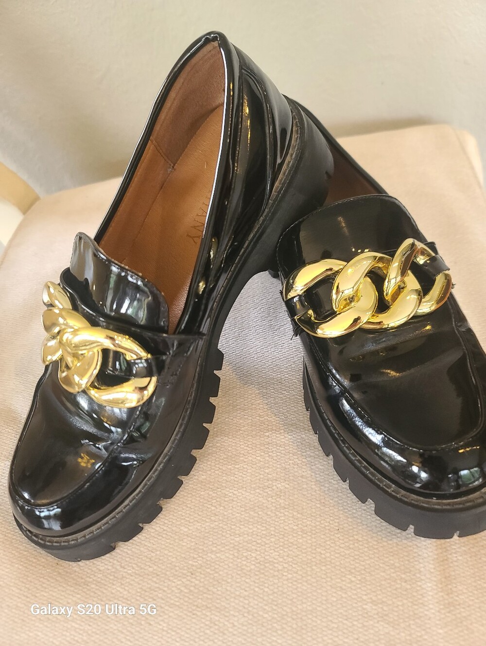 Riekhany Black Patent Faux Leather Chunky Chain Loafers for Women